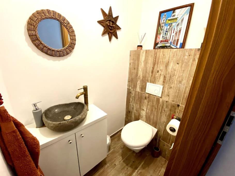 Residence Park Lovely Apartman With Private Parking Kysucke Nove Mesto Exterior photo