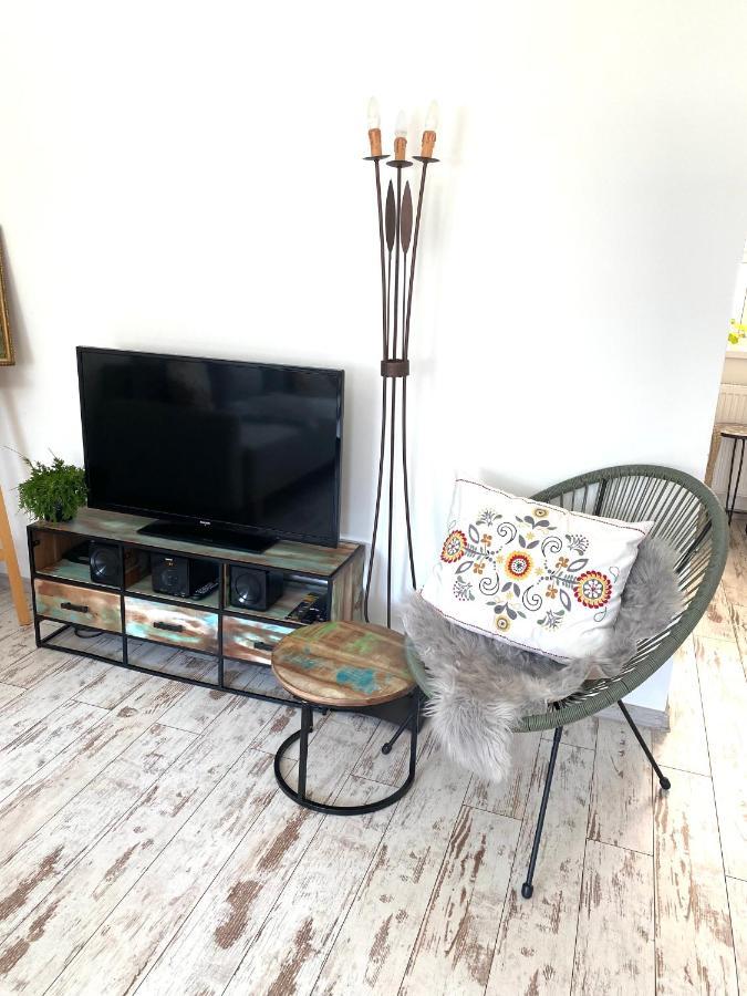 Residence Park Lovely Apartman With Private Parking Kysucke Nove Mesto Exterior photo