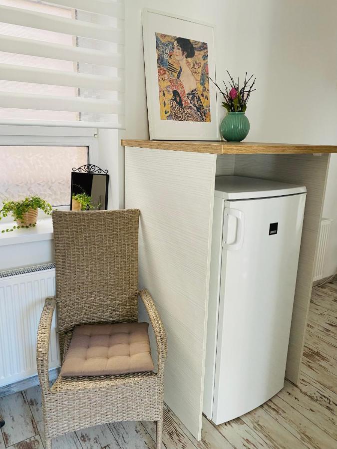 Residence Park Lovely Apartman With Private Parking Kysucke Nove Mesto Exterior photo